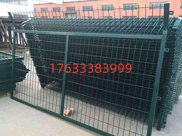 高架橋護(hù)欄網(wǎng)圖片3