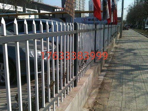 鋅鋼護欄雙橫梁圖片3