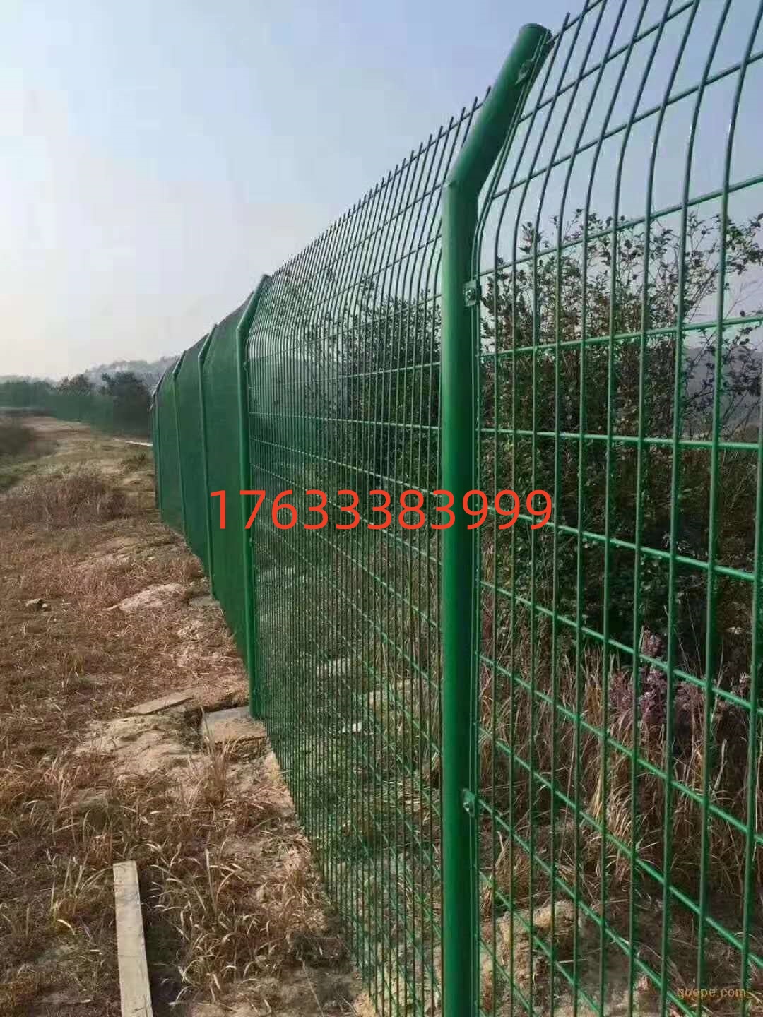 雙邊絲護(hù)欄網(wǎng)圖片3
