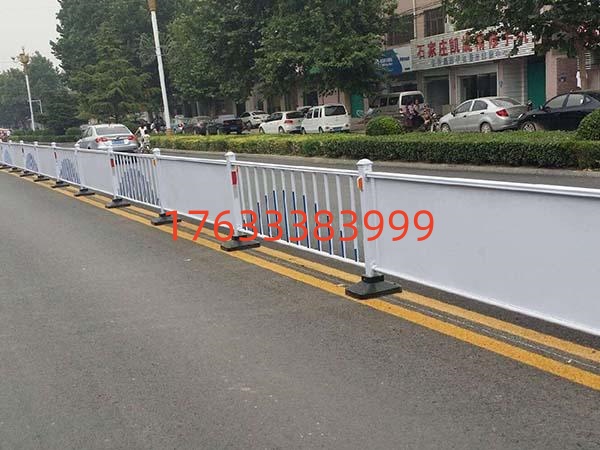 市政隔離護(hù)欄圖片2