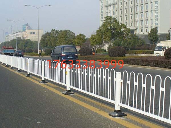 市政隔離護(hù)欄圖片4